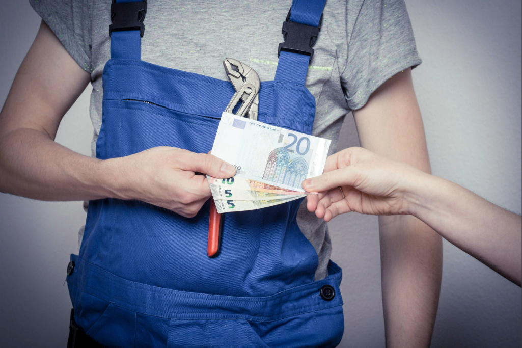 baurecht - abweichung vom kostenvoranschlag - handwerkerrechnung - anwalt für baurecht bonn